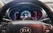 Bán ô tô Kia Sorento 2.4AT năm sản xuất 2016, màu đen còn mới giá cạnh tranh