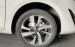 Cần bán lại xe Toyota Yaris G sản xuất 2019, màu trắng, xe nhập, giá 665tr