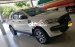 Cần bán xe Ford Ranger Wildtrak 3.2 4x4AT sản xuất 2016, màu trắng  