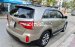 Cần bán Kia Sorento 2.4 sản xuất năm 2016, màu vàng còn mới
