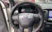 Bán Ford Everest 4x2 AT năm 2020, màu trắng