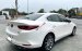 Xe Mazda 3 2.0 năm sản xuất 2020, màu trắng, giá chỉ 768 triệu