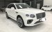 Bán ô tô Bentley Bentayga 2022, màu trắng, xe nhập khách vừa bấm biển xong