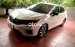 Honda City RS màu trắng 2022 (siêu lướt 2000km)