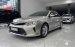Toyota Camry 2.5Q màu vàng cát xe sản xuất năm 2017 biển Hà Nội tên cá nhân