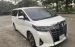 Do không cần nhu cầu sử dụng nữa nên em cần ra đi 1 em chuyên cơ mặt đất Toyota Alphard