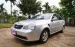 Chevrolet Lacetti 1.6 MT 2011, màu bạc, 5 chỗ ngồi.