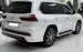 Bán Lexus LX570 sản xuất 2016, lăn bánh cực ít. Xe siêu mới.